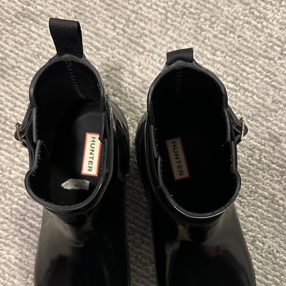 Hunter Black Glossy Ankle Boots - Picture 3 of 4